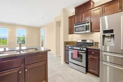 11130 Taloncrest Way #19, San Diego, CA 92126 - Photo 10