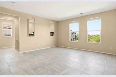 11130 Taloncrest Way #19, San Diego, CA 92126 - Photo 14