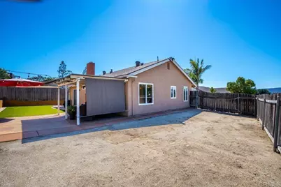 329 Calle Adela, San Marcos, CA 92069 - Photo 22