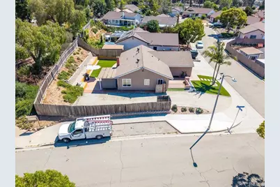 329 Calle Adela, San Marcos, CA 92069 - Photo 38
