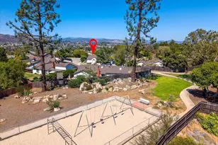 329 Calle Adela, San Marcos, CA 92069 - Photo 34