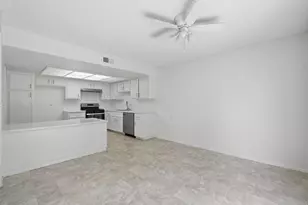 2839 Cazadero Dr, Carlsbad, CA 92009 - Photo 10