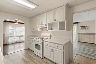 2280 E Valley Pkwy, Escondido, CA 92027 - Photo 10