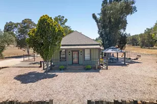 1077 Montecito Way, Ramona, CA 92065 - Photo 2