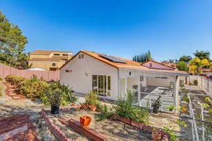 1484 Corte La Mantua, Escondido, CA 92026 - Photo 4
