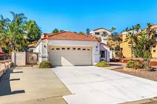 1484 Corte La Mantua, Escondido, CA 92026 - Photo 2