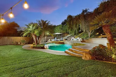 2360 Avenida Helecho, Carlsbad, CA 92009 - Photo 8