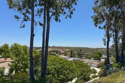 3839 Vista Campana #28, Oceanside, CA 92057 - Photo 18