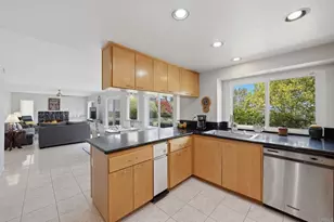 3720 Southridge Way, Oceanside, CA 92056 - Photo 14