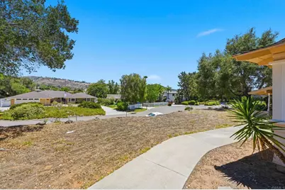 2837 Carlton Way, Fallbrook, CA 92028 - Photo 32