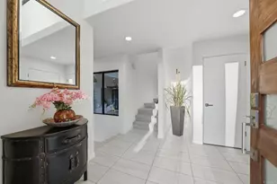 6105 Avenida Chamnez, La Jolla, CA 92037 - Photo 38