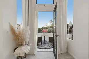 6105 Avenida Chamnez, La Jolla, CA 92037 - Photo 34