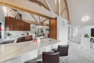 6105 Avenida Chamnez, La Jolla, CA 92037 - Photo 14