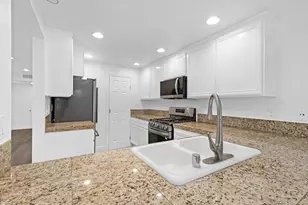 2357 Raintree Dr, Brea, CA 92821 - Photo 16