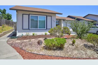1536 Rolling Hills, Oceanside, CA 92056 - Photo 2