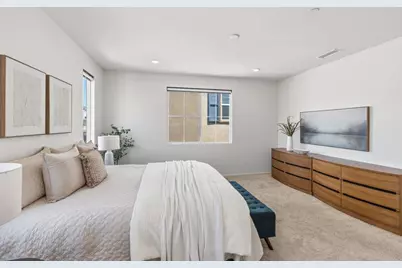 887 Brookdale Drive, Vista, CA 92081 - Photo 22