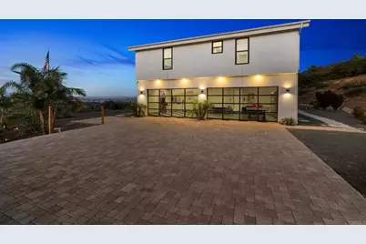 42950 Ivy Street, Murrieta, CA 92562 - Photo 46