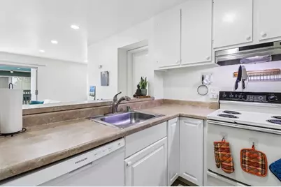 4060 Huerfano Avenue #106, San Diego, CA 92117 - Photo 6