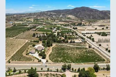  36910 Pauba Rd, Temecula, CA 92592 - Photo 4