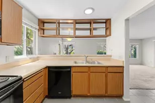 930 Via Mil Cumbres, Solana Beach, CA 92075 - Photo 2