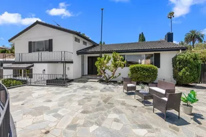 667 Crescent Lane, Vista, CA 92084 - Photo 2