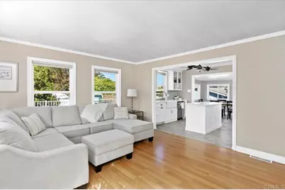 697 Ocean View Avenue, Encinitas, CA 92024 - Photo 12