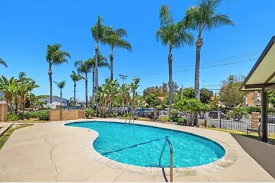 400 N Melrose Drive #35, Vista, CA 92083 - Photo 26