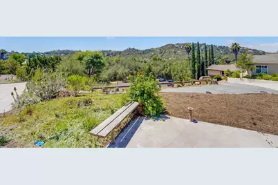 10236 Lake Meadow Lane, Escondido, CA 92026 - Photo 38