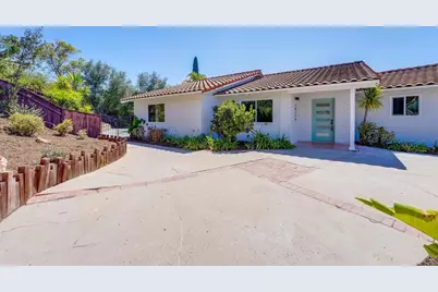 10236 Lake Meadow Lane, Escondido, CA 92026 - Photo 2