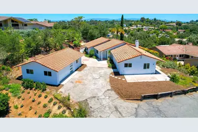 10236 Lake Meadow Lane, Escondido, CA 92026 - Photo 2