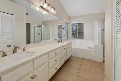 25177 Calle De Tres Amigos, Murrieta, CA 92563 - Photo 26