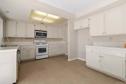25177 Calle De Tres Amigos, Murrieta, CA 92563 - Photo 14