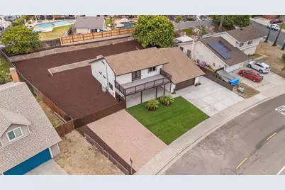 968 Highland Dr, Vista, CA 92083 - Photo 2