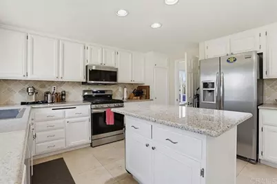 377 Moonstone Bay Drive, Oceanside, CA 92057 - Photo 8
