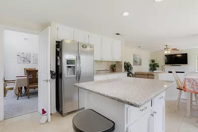 377 Moonstone Bay Drive, Oceanside, CA 92057 - Photo 10