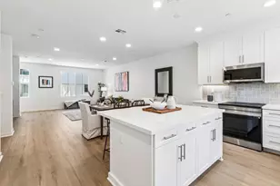 2523 Delphinium Ln, Carlsbad, CA 92008 - Photo 6