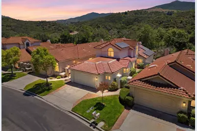 2262 Vista Valley Lane, Vista, CA 92084 - Photo 2