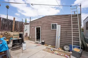 467 W G St, Colton, CA 92324 - Photo 16