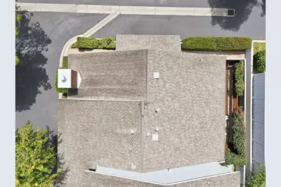 8210 Caminito Modena, La Jolla, CA 92037 - Photo 40