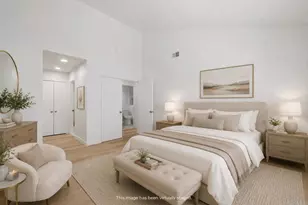 8210 Caminito Modena, La Jolla, CA 92037 - Photo 20