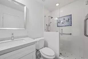 8210 Caminito Modena, La Jolla, CA 92037 - Photo 30