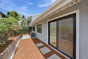 8210 Caminito Modena, La Jolla, CA 92037 - Photo 32
