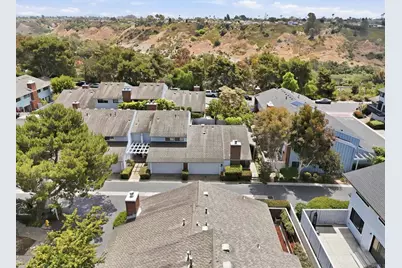 8210 Caminito Modena, La Jolla, CA 92037 - Photo 42