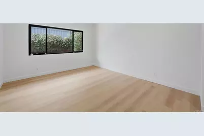 8210 Caminito Modena, La Jolla, CA 92037 - Photo 24