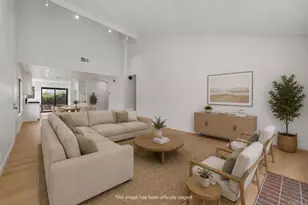 8210 Caminito Modena, La Jolla, CA 92037 - Photo 12