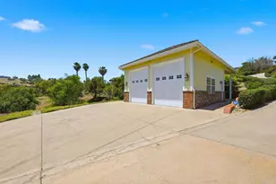 2292 Dos Lomas, Fallbrook, CA 92028 - Photo 6