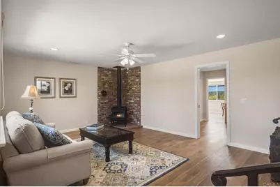2211 Winterwarm Dr, Fallbrook, CA 92028 - Photo 12