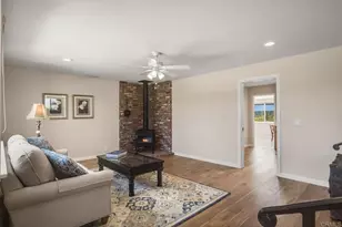 2211 Winterwarm Dr, Fallbrook, CA 92028 - Photo 12