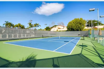 6805 Briarwood Drive, Carlsbad, CA 92011 - Photo 40