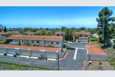 6805 Briarwood Drive, Carlsbad, CA 92011 - Photo 24